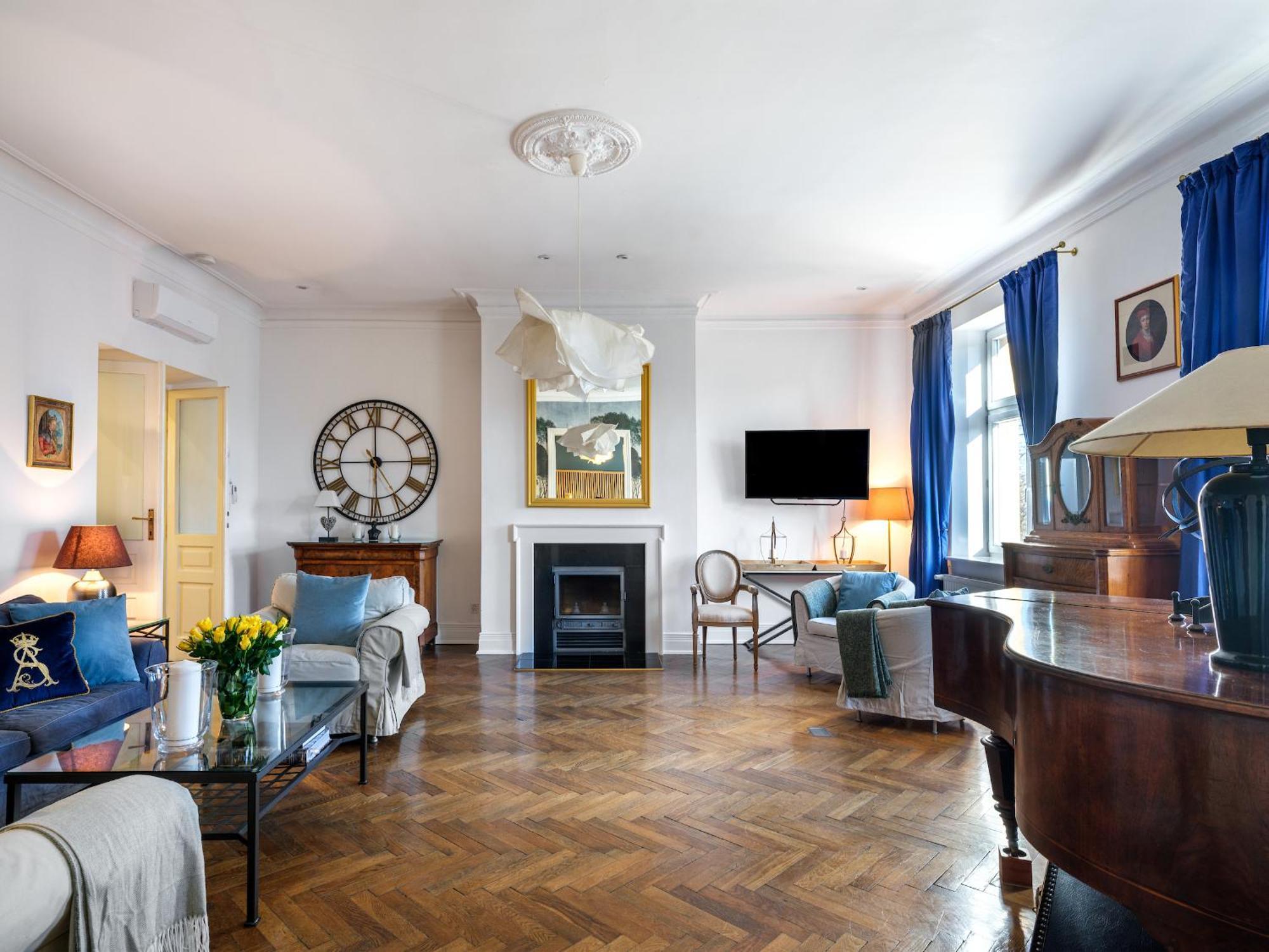 Tyzenhauz Apartments Podwale Street Краків Екстер'єр фото