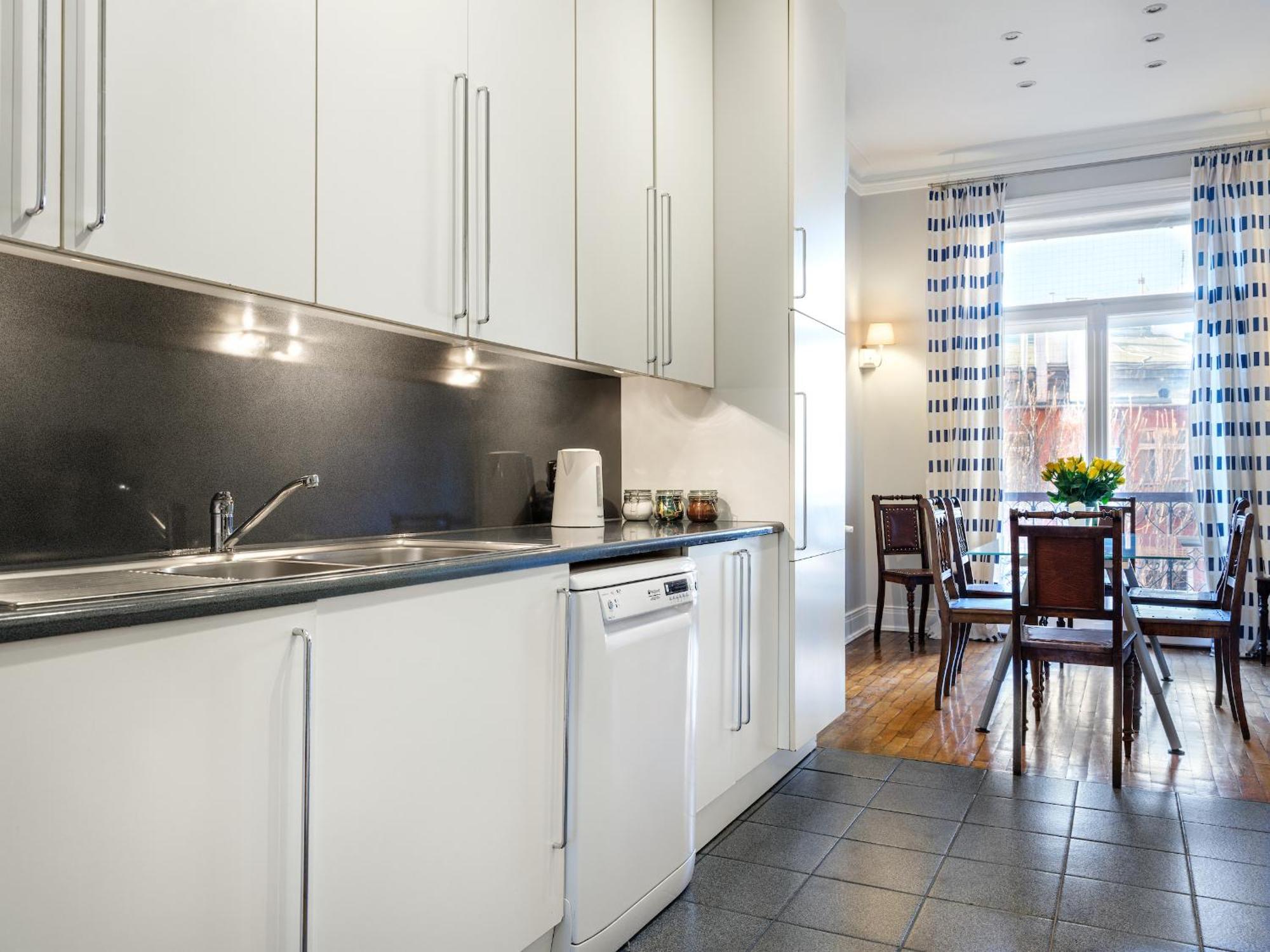 Tyzenhauz Apartments Podwale Street Краків Екстер'єр фото
